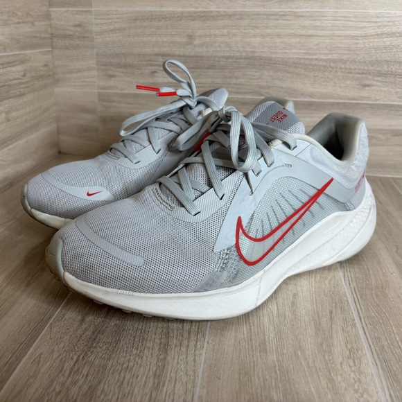 Nike Quest 5 Pure Platinum Light Crimson Gray Red - Picture 1 of 8